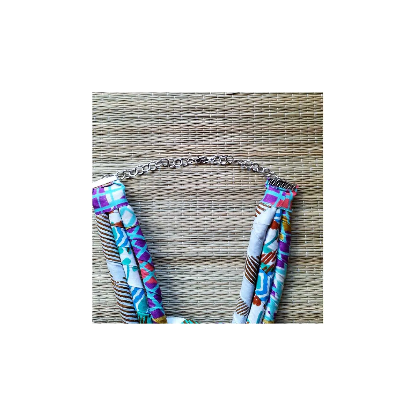 Collier plastron 3 rangs en tissu wax