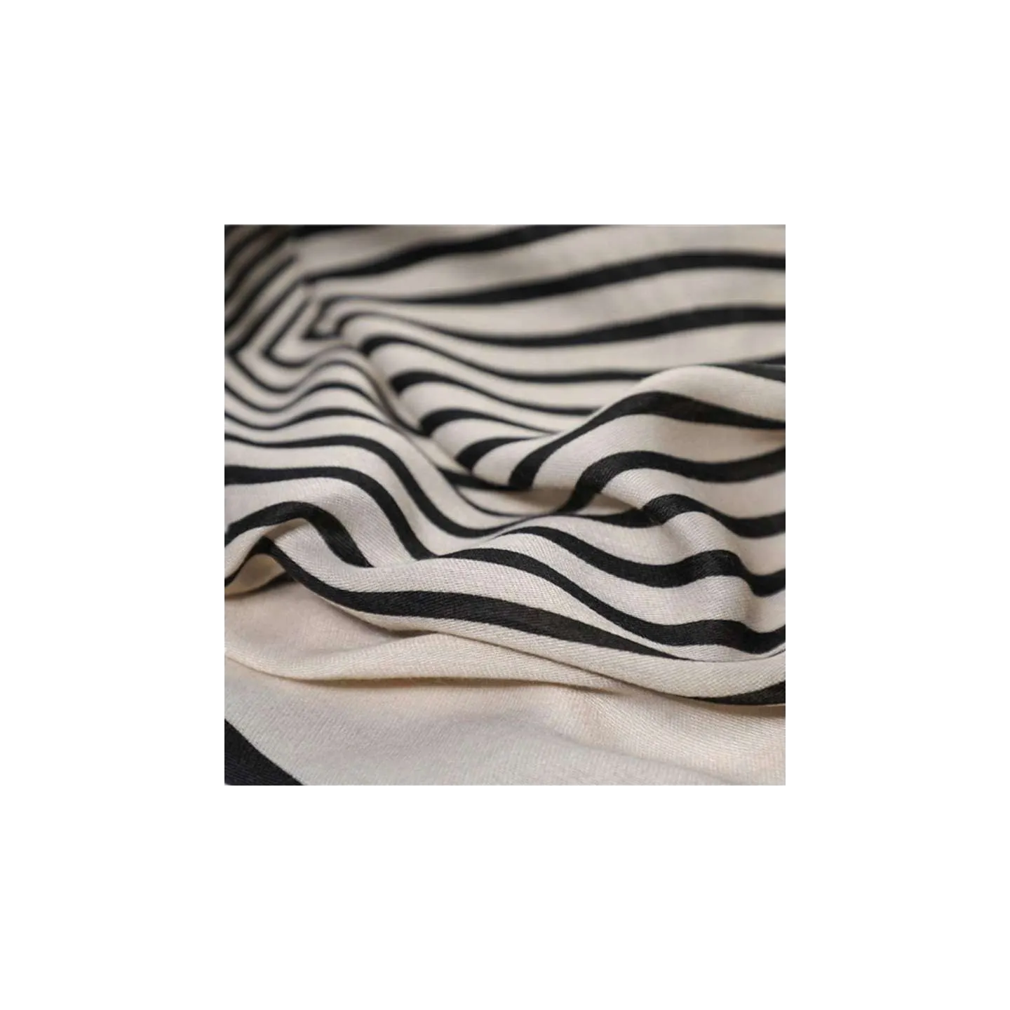 Foulard noir / beige clair