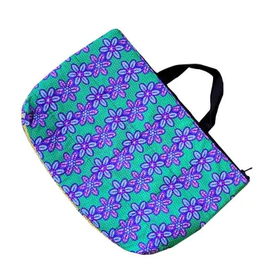 Sacoche / housse pour ordinateur portable en tissu africain