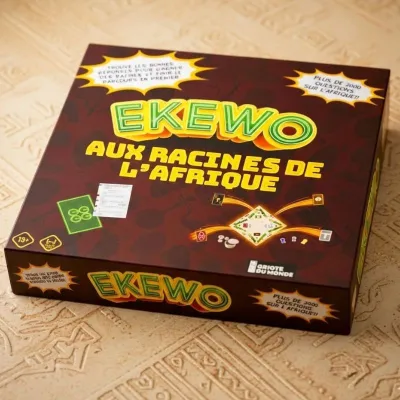 Jeu de société africain EKEWO