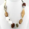 Collier avec perle en métal et résine