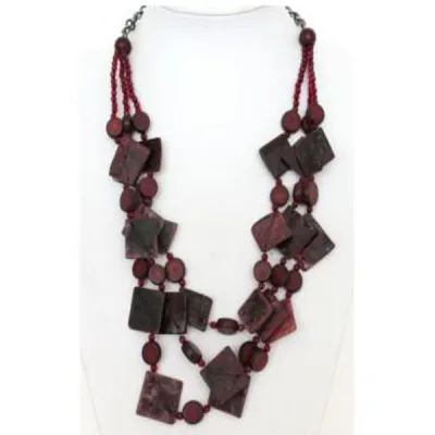 Collier en carré de nacre