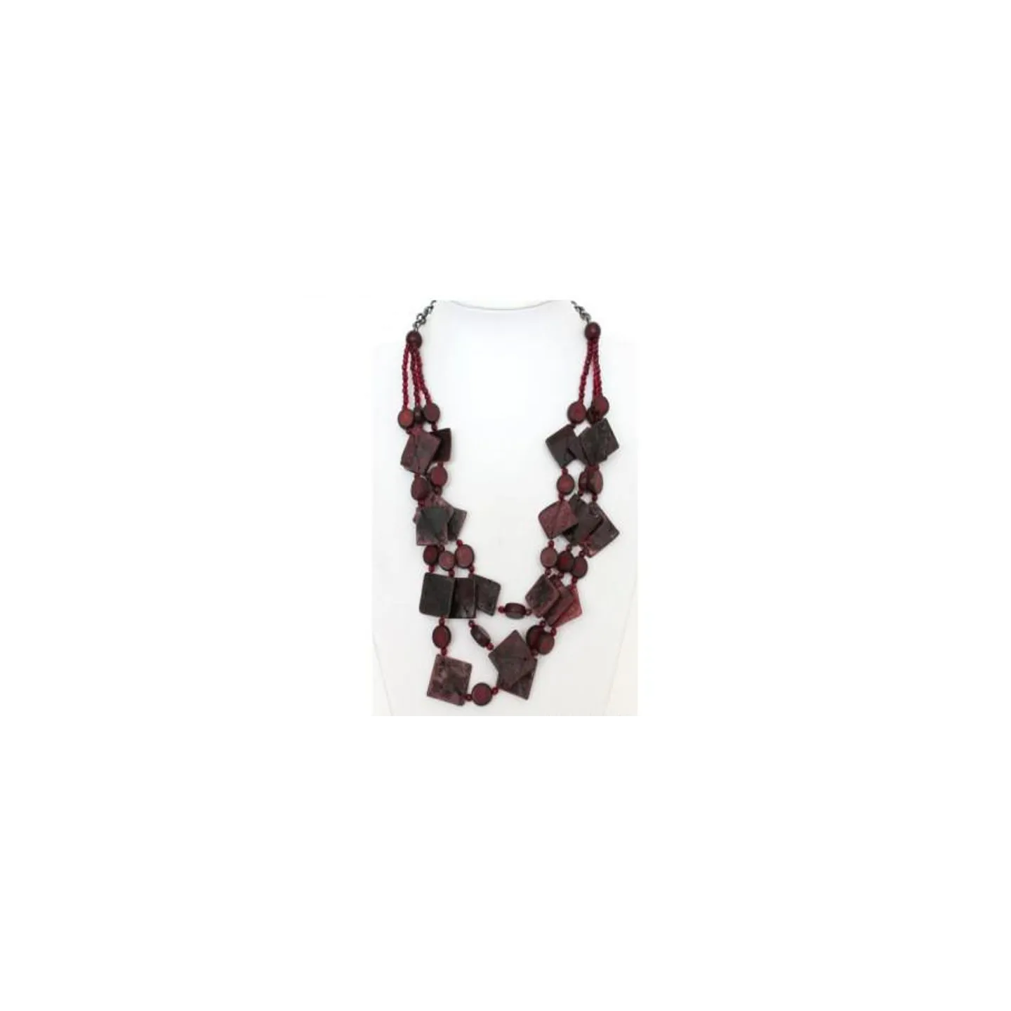 Collier en carré de nacre