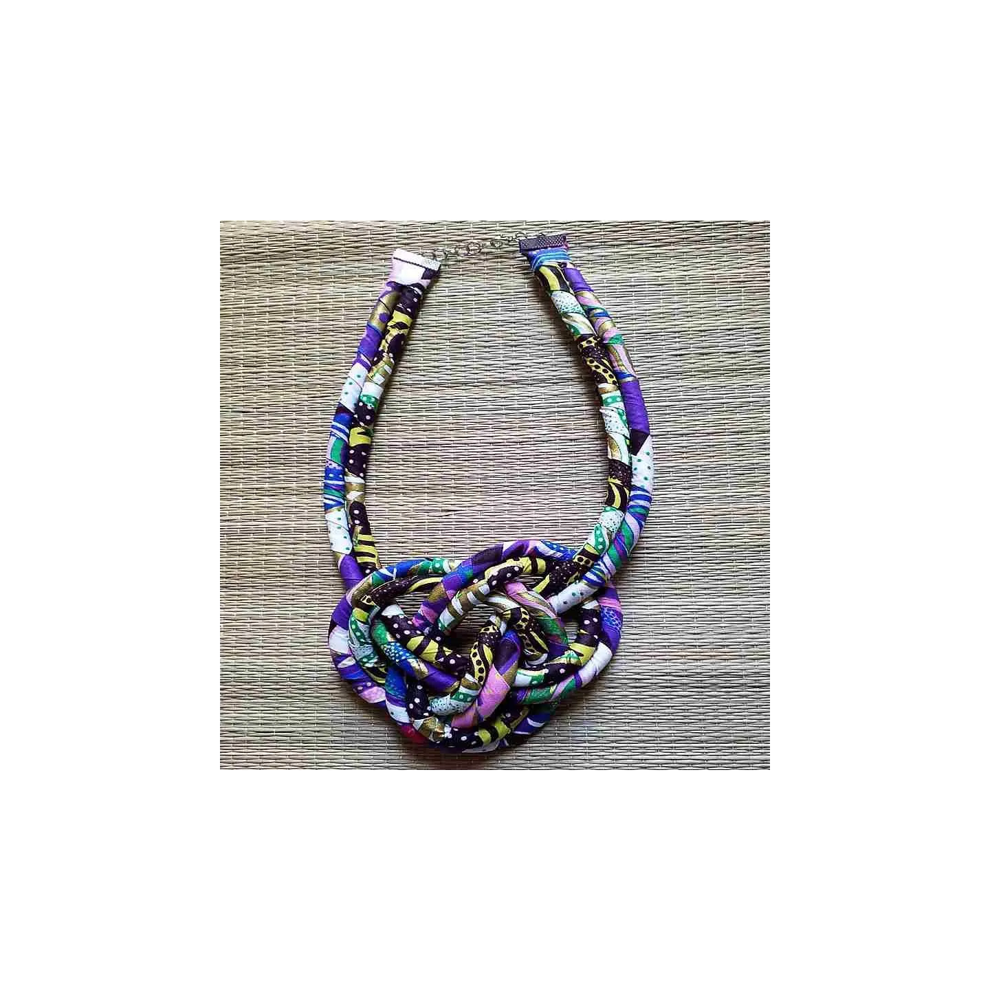 Collier plastron en tissu wax 2 rangs